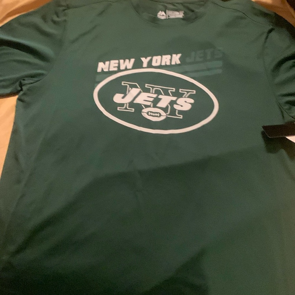 Nice brand new Jets t shirt